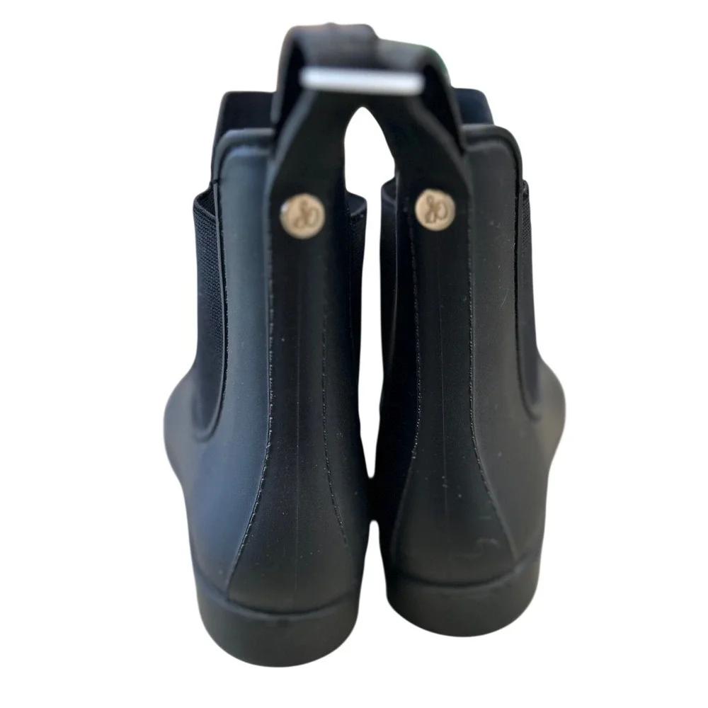 Sam Edelman Tinsley Matte Black Chelsea Rain Boots Womens 9M Ankle Bootie